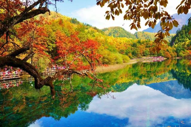 九寨沟最新旅游攻略!行程路线+游玩路线