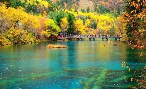 九寨沟最新旅游攻略!行程路线+游玩路线
