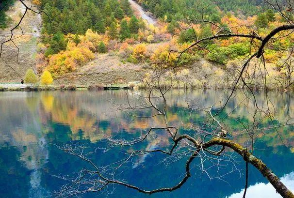 九寨沟最新旅游攻略!行程路线+游玩路线